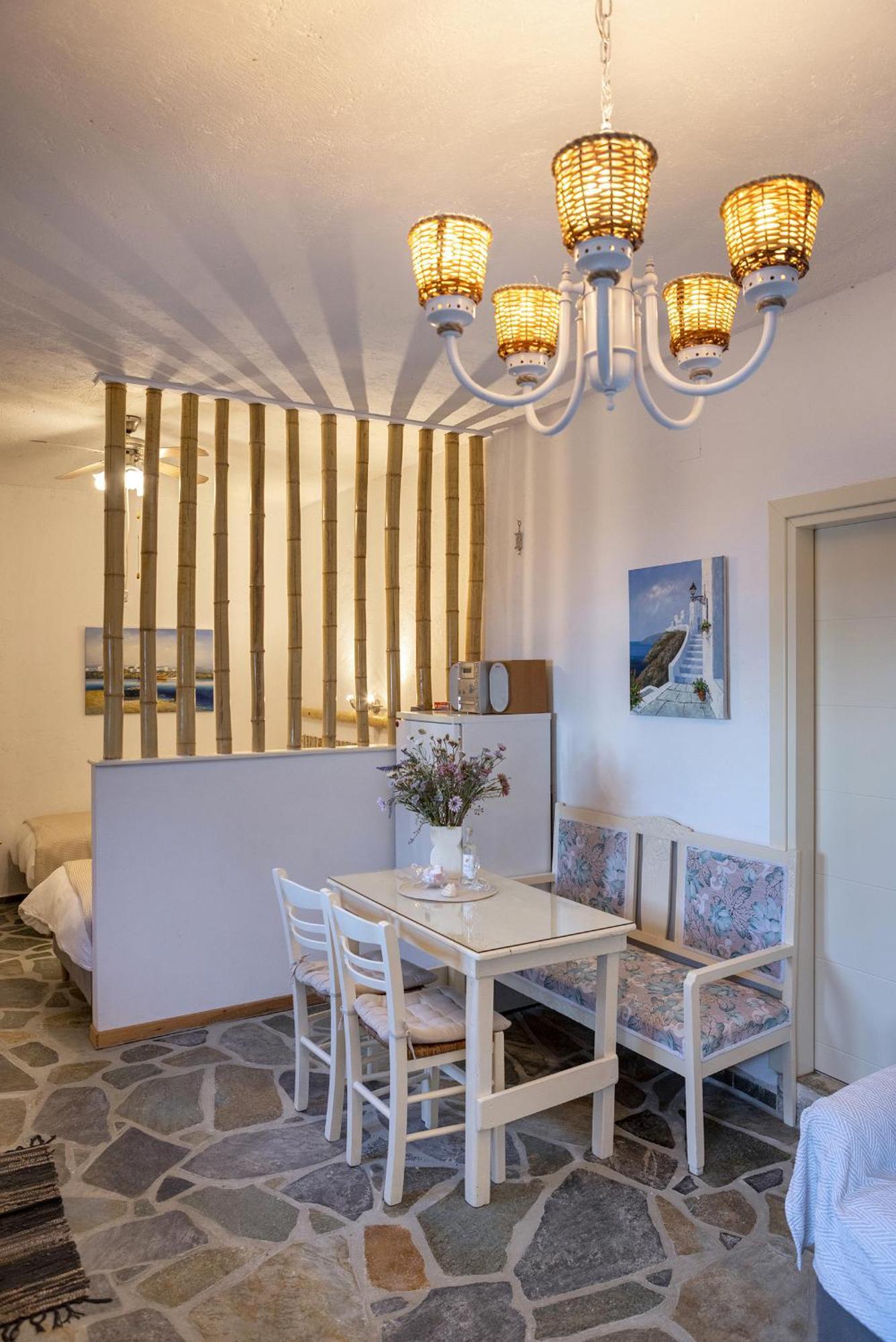 Aegean View - Seaside Apartment In Syros Azolimnos Zewnętrze zdjęcie