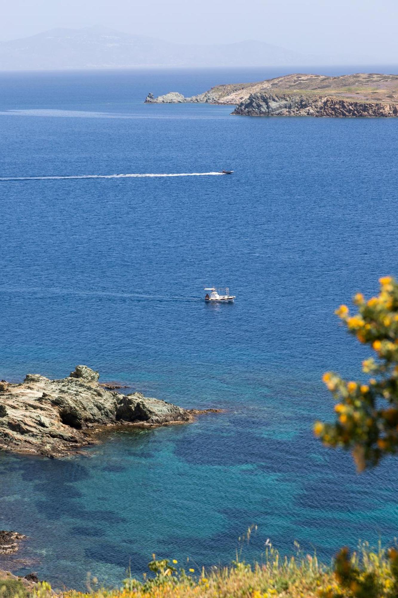 Aegean View - Seaside Apartment In Syros Azolimnos Zewnętrze zdjęcie